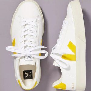 BRAND NEW size 6 VEJA CAMPO LEATHER SNEAKERS